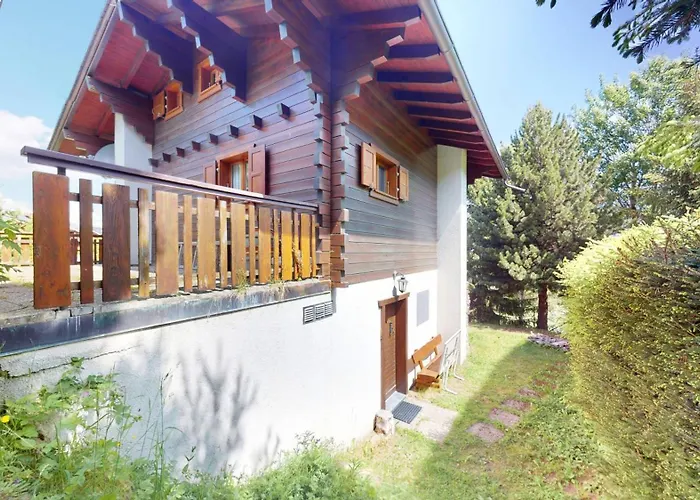 Family In - 4 Valleys Dağ evi *